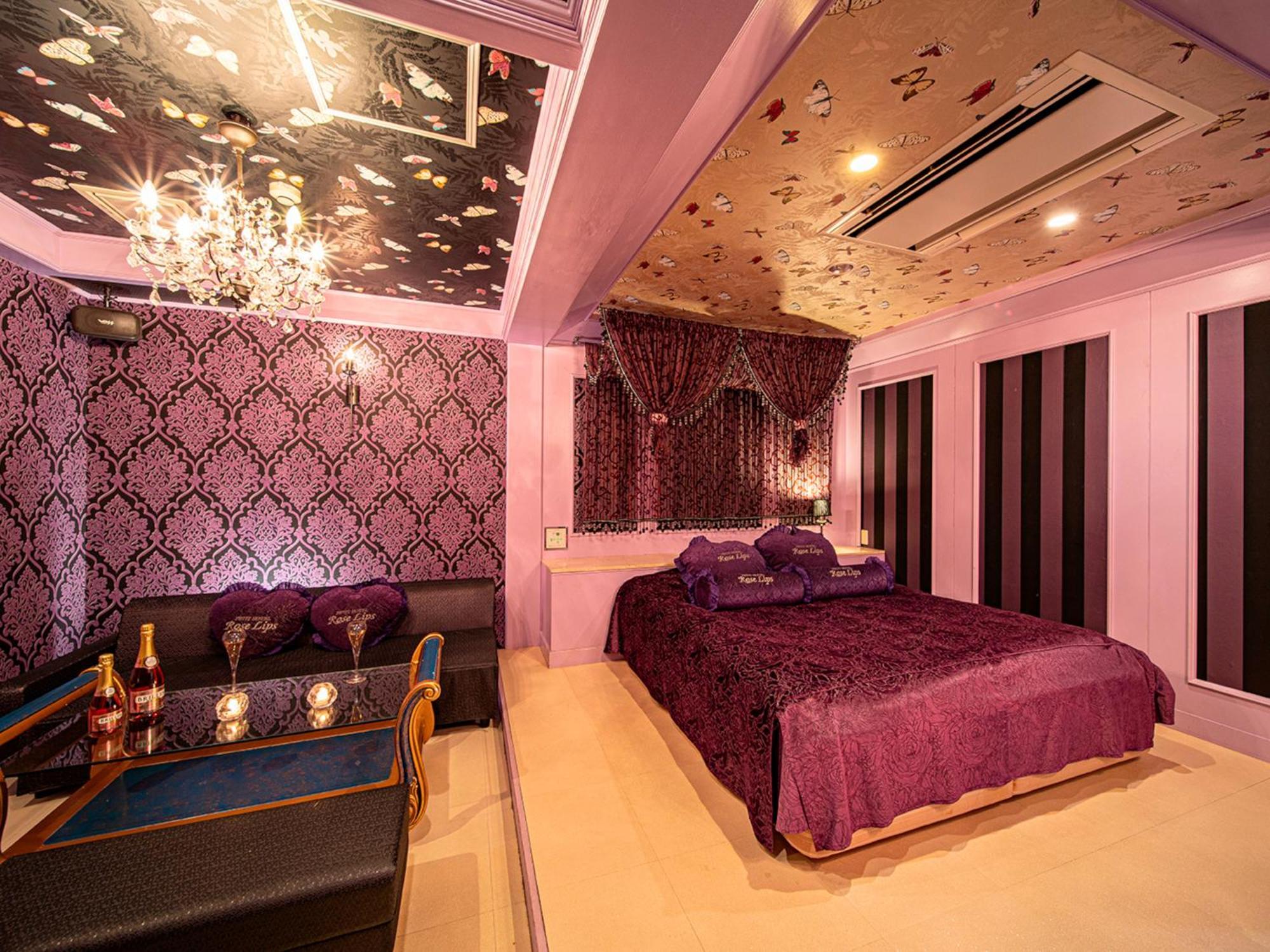 Roselips Tsuruhashi ローズリップス鶴橋 Hotel โอซาก้า ภายนอก รูปภาพ
